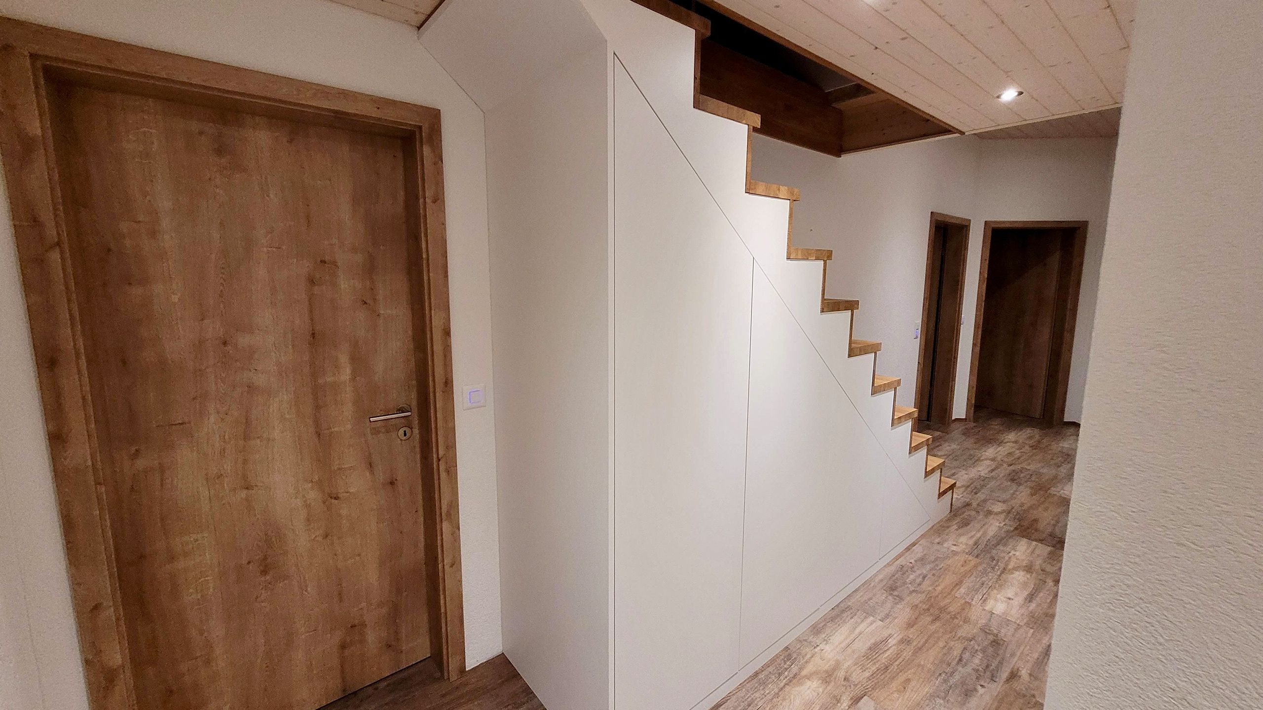 KochMatthiasGmbH_Treppe_Schrank